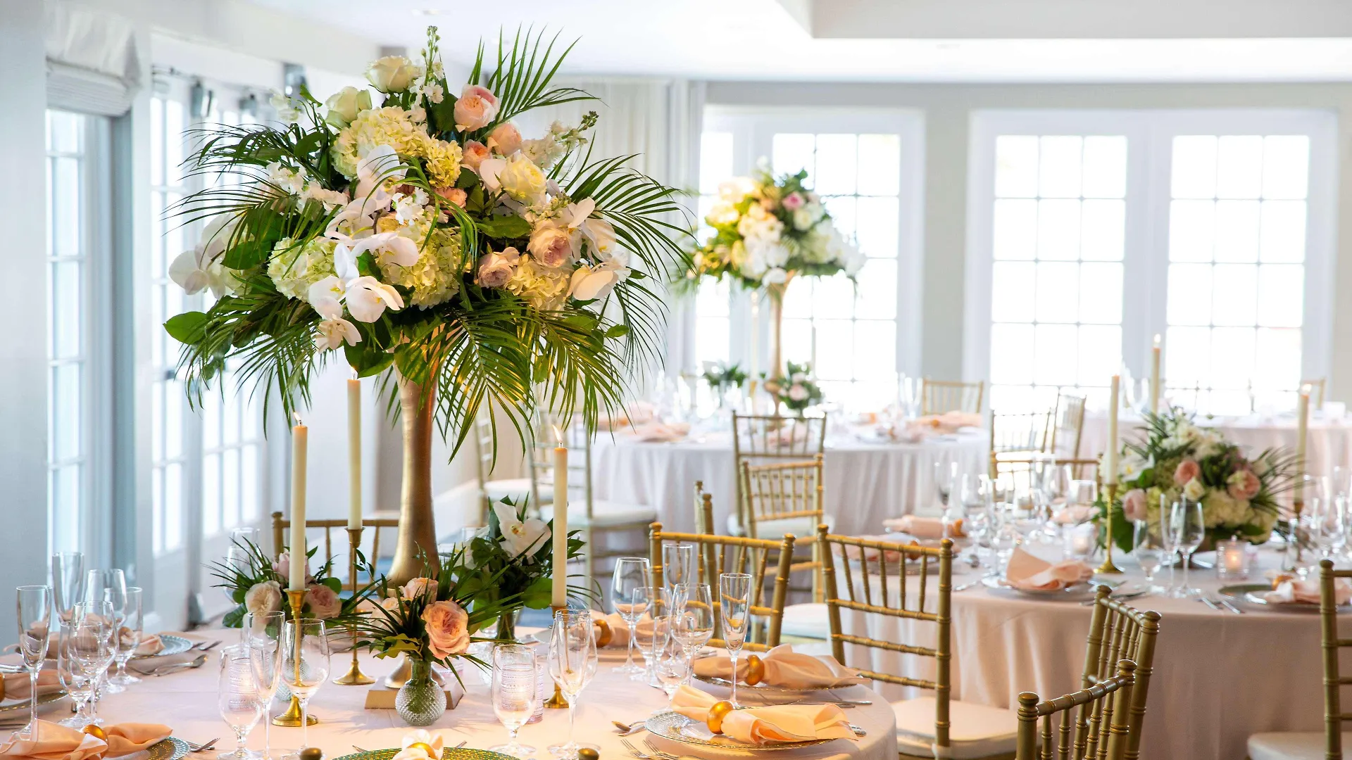 Resort The Reach Key West, Curio Collection By Hilton Hotel