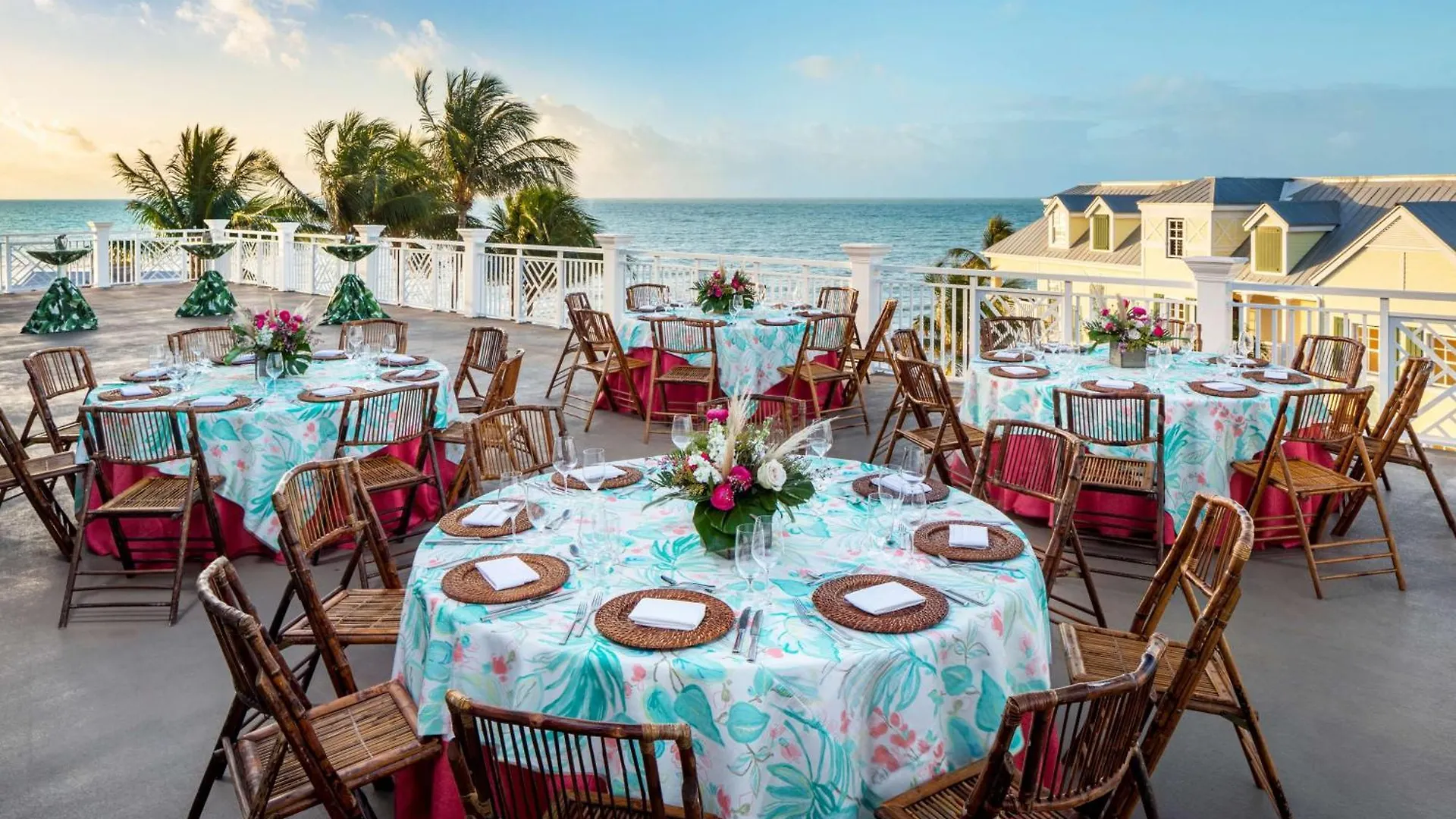 Resort The Reach Key West, Curio Collection By Hilton Hotel