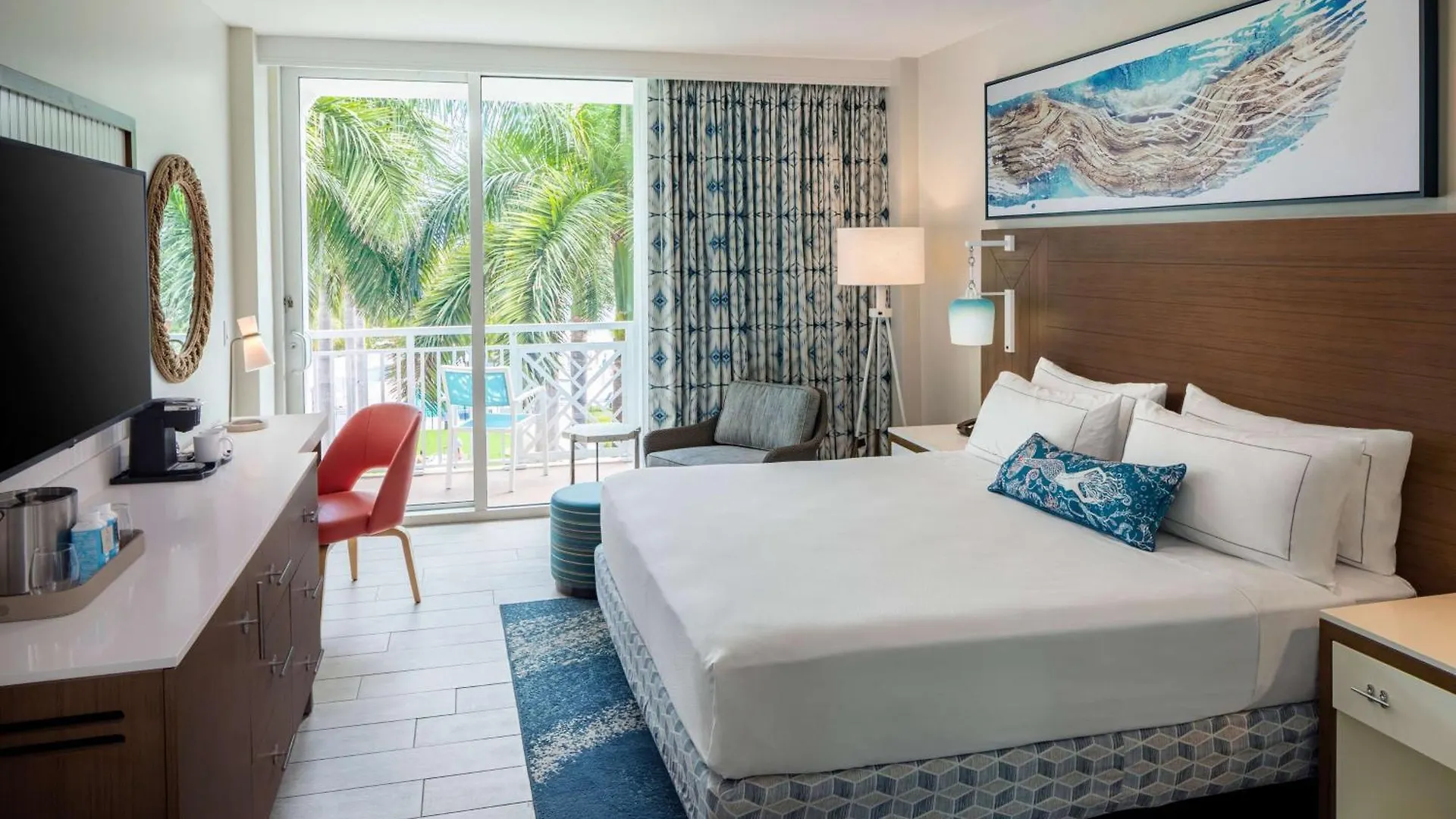 Resort The Reach Key West, Curio Collection By Hilton Hotel