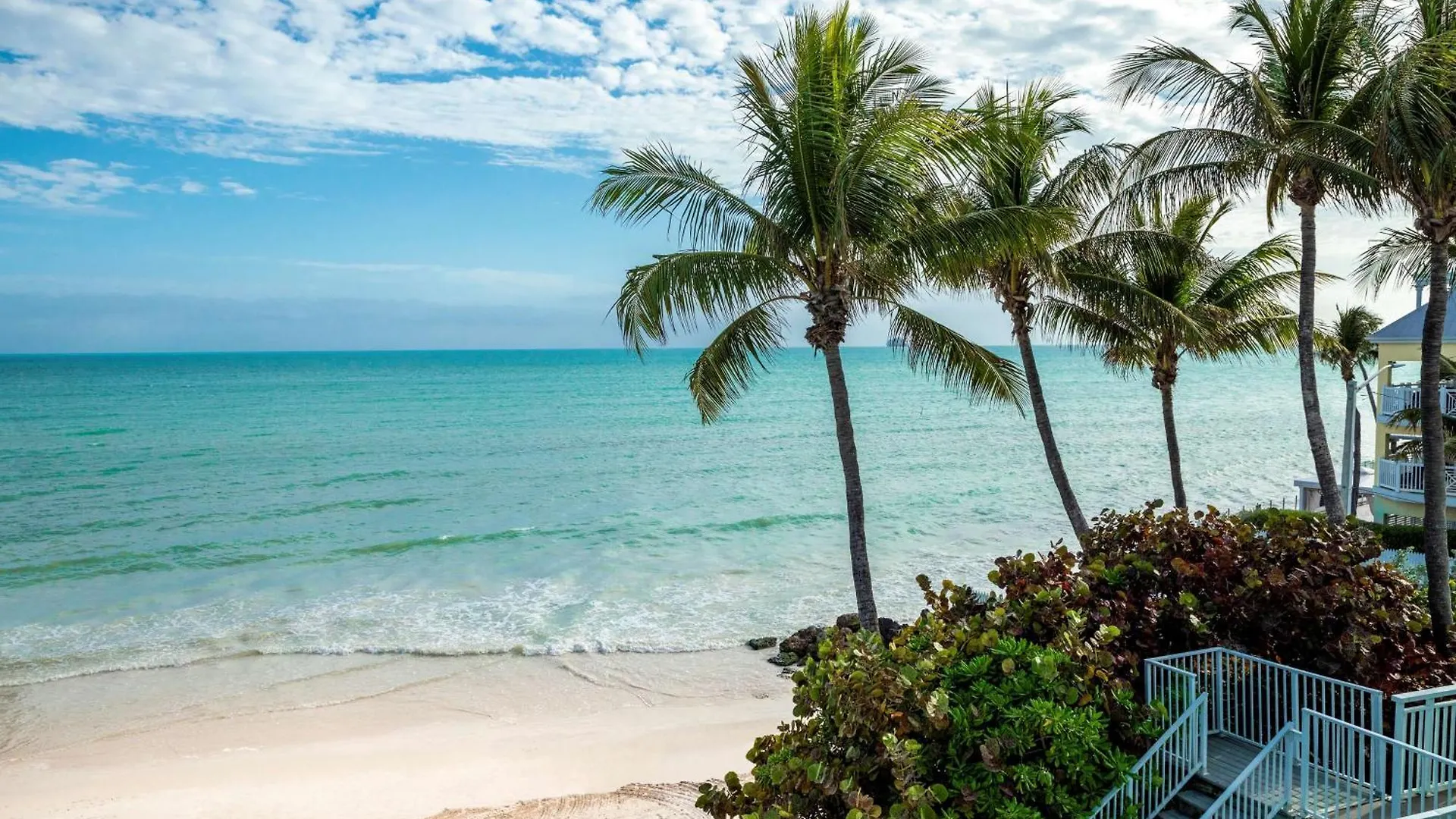 Resort The Reach Key West, Curio Collection By Hilton Hotel